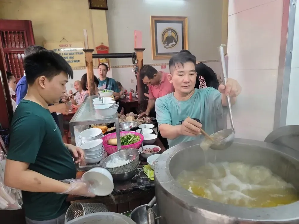 pho2.webp